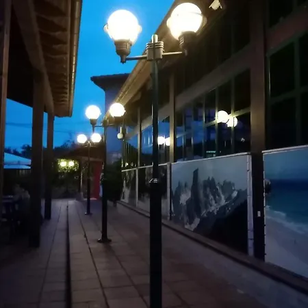 Rural Del Monasterio 2* Onís