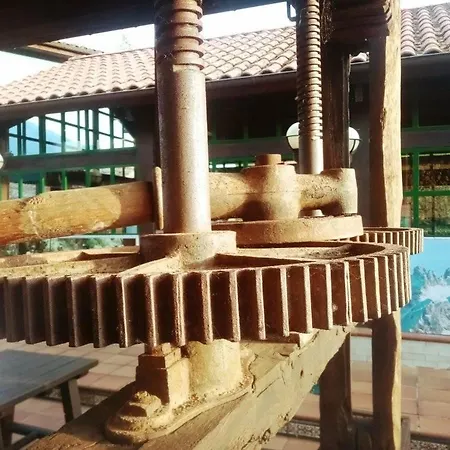 بيت ريفي Rural Del Monasterio 2*