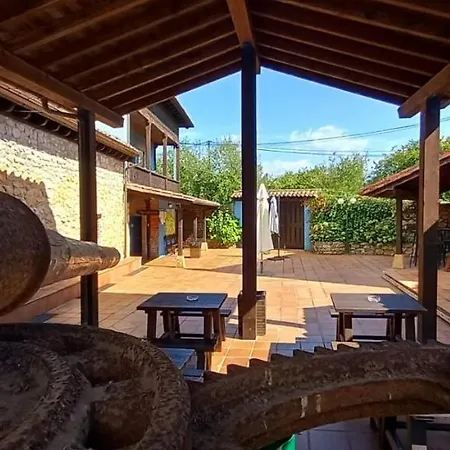 Hotel Rural Posada Del Monasterio 2*