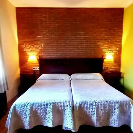 Rural Del Monasterio Zajazd 2*