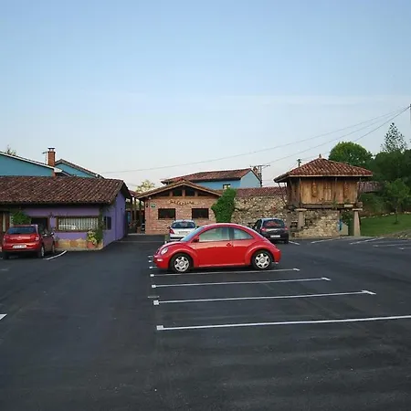 بيت ريفي Rural Del Monasterio Onís