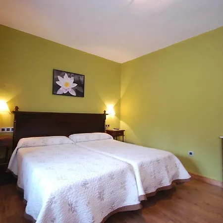 بيت ريفي Rural Del Monasterio Onís