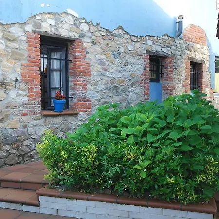 بيت ريفي Rural Del Monasterio Onís