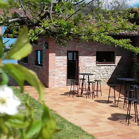 Rural Del Monasterio بيت ريفي Onís
