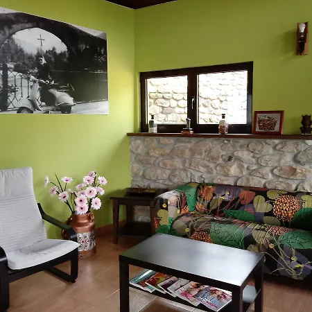 بيت ريفي Rural Del Monasterio