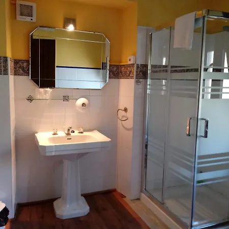 بيت ريفي Rural Del Monasterio Onís