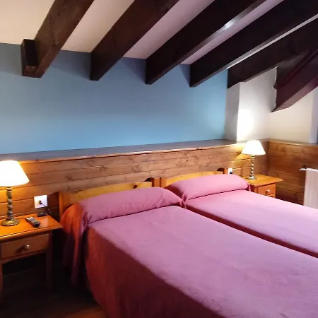 Hotel Rural Posada Del Monasterio Gasthof Onís