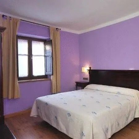 Rural Del Monasterio Onís