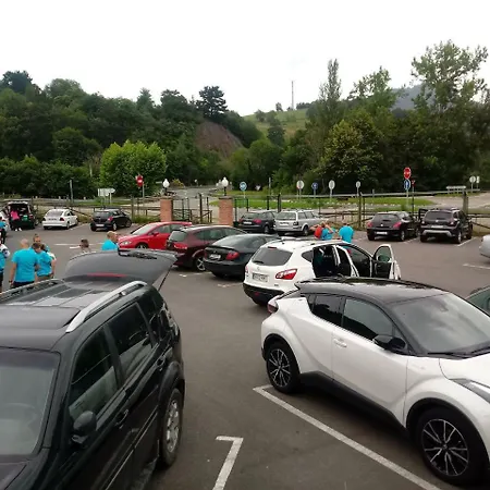 Rural Del Monasterio Herberg 2*