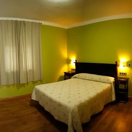 Rural Del Monasterio Zajazd