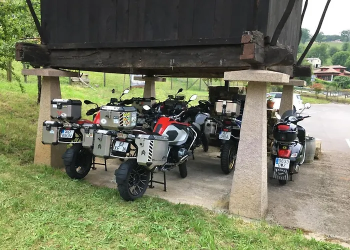 Rural Del Monasterio 2*