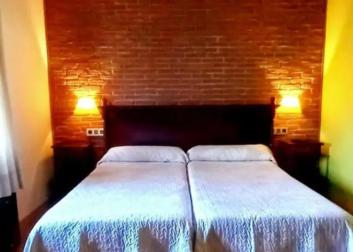 Rural Del Monasterio Inn 2*